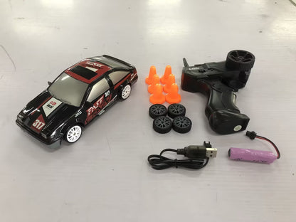 RC Drift Car 4WD – GTR/AE86 Modell mit Fernsteuerung